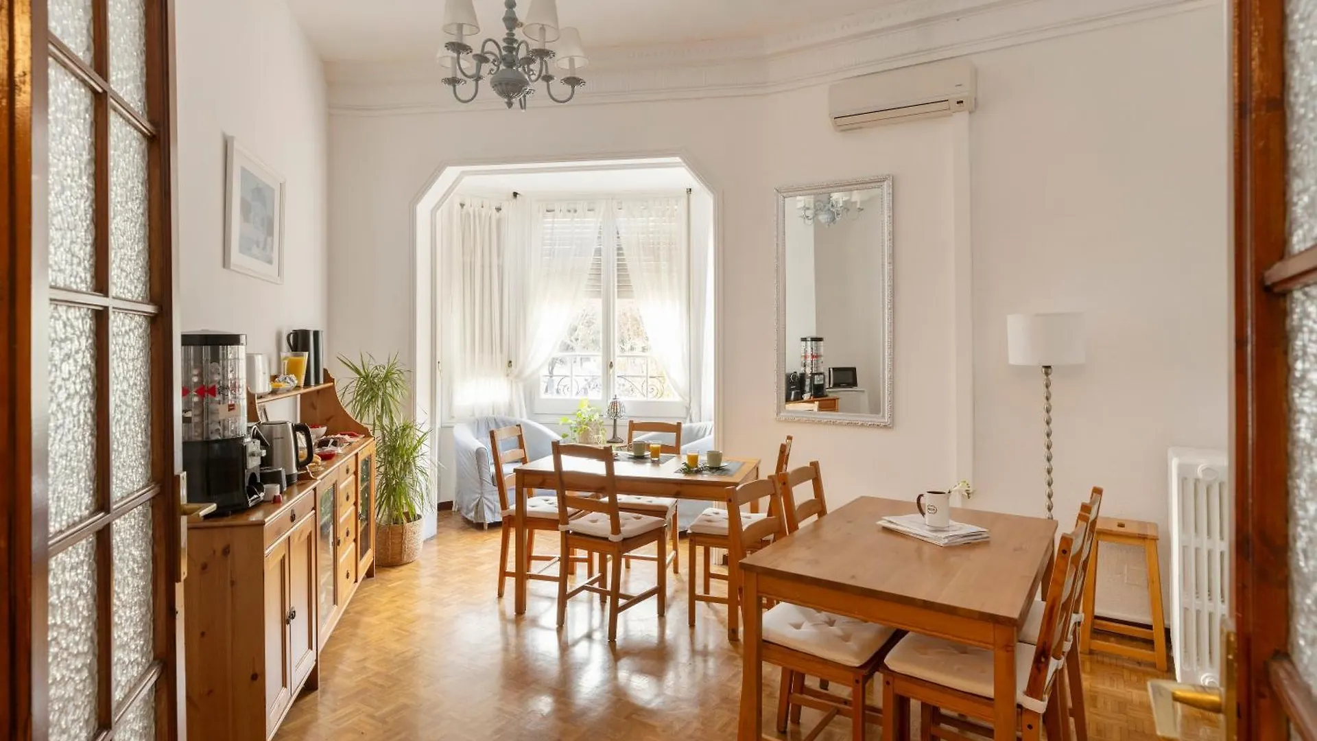 Ally'S Bed&Breakfast, Barcelona Bed & Breakfast