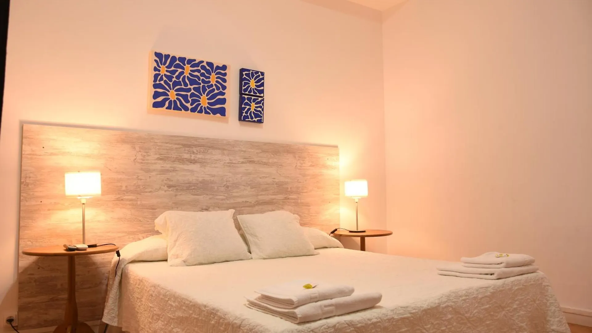 Bed & Breakfast Ally'S Bed&Breakfast, Barcelona